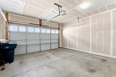 1105 W Emerald Pools Ln, Bluffdale, UT 84065 - Photo 14