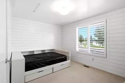 3016 N 3325 W, Plain City, UT 84404 - Photo 14