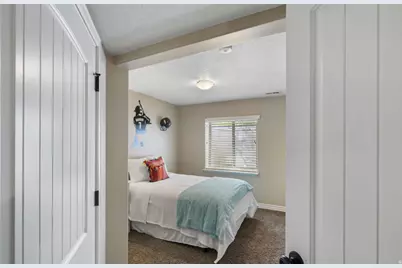6360 N Willow Creek Rd, Mountain Green, UT 84050 - Photo 34