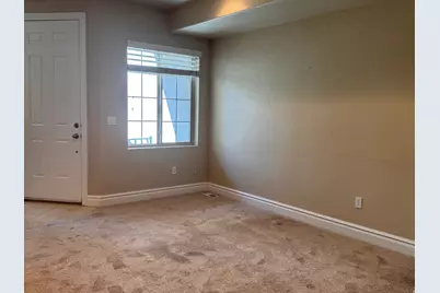 132 N 360 W, Centerville, UT 84014 - Photo 6