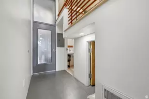 163 W 200 S, Salt Lake City, UT 84101 - Photo 14