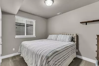 1597 W 475 N, Layton, UT 84041 - Photo 34