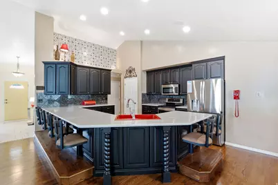 12136 S Swensen Cir, Riverton, UT 84096 - Photo 14