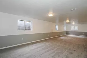 2683 W Castle Oaks Circle, Taylorsville, UT 84129 - Photo 18