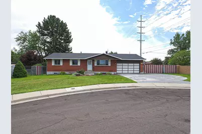 2683 W Castle Oaks Cir, Taylorsville, UT 84129 - Photo 2