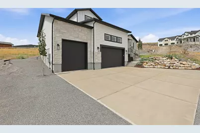 14356 S Robins Nest Cir, Herriman, UT 84096 - Photo 6