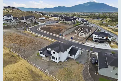 14356 S Robins Nest Cir, Herriman, UT 84096 - Photo 10