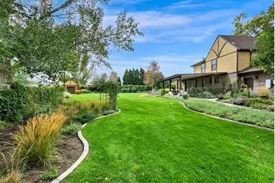 9241 S Lisa Ave, West Jordan, UT 84088 - Photo 8