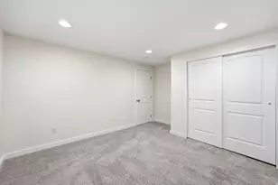 8433 S 6465 W, West Jordan, UT 84081 - Photo 32