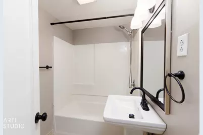 5671 S 2700 W, Roy, UT 84067 - Photo 10