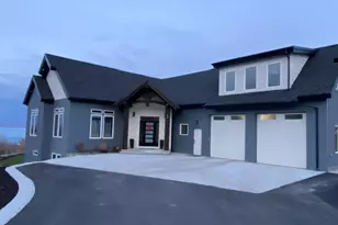 59 W Tamarind Way, Garden City, UT 84028 - Photo 2