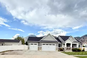 37 E 700 N, Mapleton, UT 84664 - Photo 2