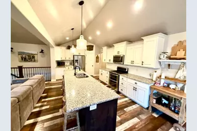 37 E 700 N #11, Mapleton, UT 84664 - Photo 10