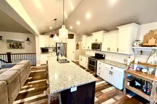 37 E 700 N, Mapleton, UT 84664 - Photo 10