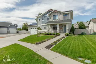 364 W Clark Circle, Farmington, UT 84025 - Photo 2