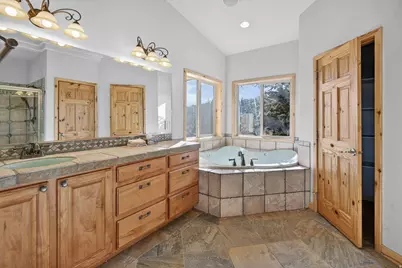 2175 W Manitoban Trl, Duck Creek Village, UT 84762 - Photo 18