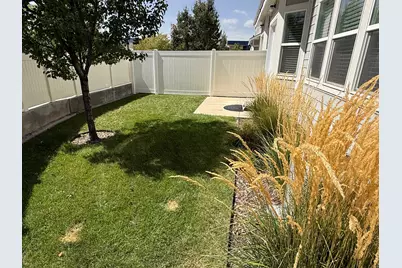 7889 S 700 E, Sandy, UT 84070 - Photo 6