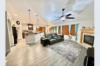 6351 W Mount Shasta Ct S, West Valley, UT 84118 - Photo 8