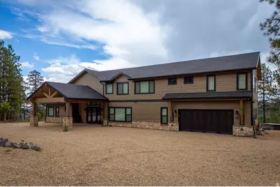 14 N Royal Dr #14, Duck Creek Village, UT 84762 - Photo 2