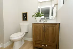 5552 S Hew Wood Dr, Taylorsville, UT 84129 - Photo 10