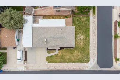 5552 S Hew Wood Dr, Taylorsville, UT 84129 - Photo 20