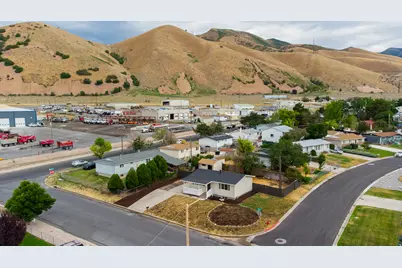 621 W Timpie Rd, Tooele, UT 84074 - Photo 14