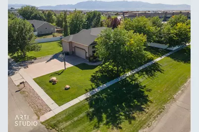 217 S 150 W, Hyde Park, UT 84318 - Photo 40
