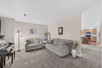 1035 W Hidden Dr, Layton, UT 84041 - Photo 2