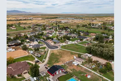 1173 W Jessis Meadow Cir #35, West Bountiful, UT 84087 - Photo 18