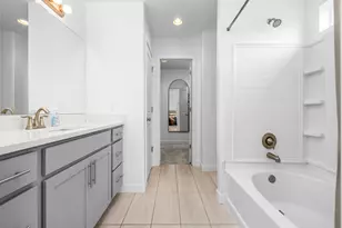 1734 W Parkview Dr S, Syracuse, UT 84075 - Photo 12