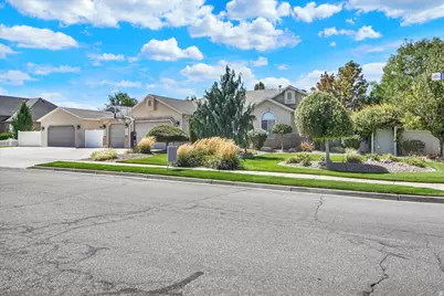 12548 S Harvest Spring Ln, Riverton, UT 84096 - Photo 4