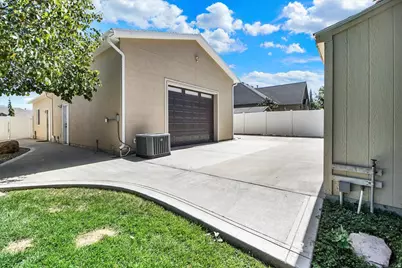 12548 S Harvest Spring Ln, Riverton, UT 84096 - Photo 46