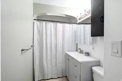 5492 S 2200 W, Roy, UT 84067 - Photo 12