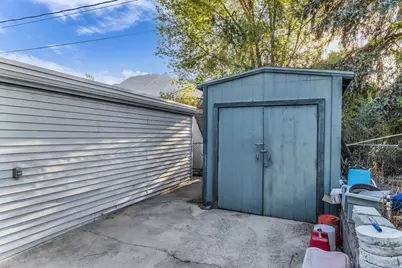 2234 E 6675 S, Cottonwood Heights, UT 84121 - Photo 36