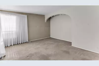 2234 E 6675 S, Cottonwood Heights, UT 84121 - Photo 4