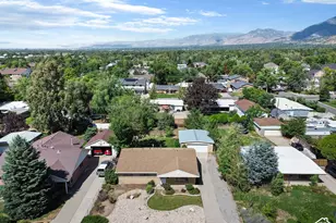 2173 E 6675 S, Cottonwood Heights, UT 84121 - Photo 8