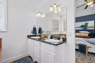 648 W 2400 S, Syracuse, UT 84075 - Photo 10