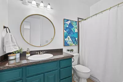 648 W 2400 S, Syracuse, UT 84075 - Photo 18
