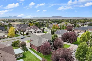 648 W 2400 S, Syracuse, UT 84075 - Photo 62