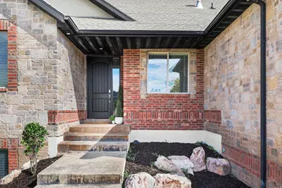 648 W 2400 S, Syracuse, UT 84075 - Photo 4