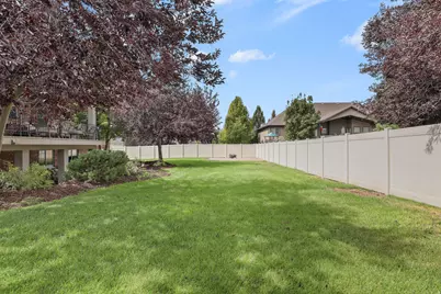 648 W 2400 S, Syracuse, UT 84075 - Photo 56