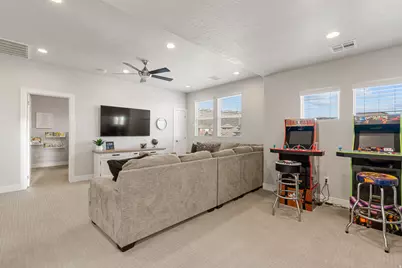 1359 N Paseos St, Washington, UT 84780 - Photo 46
