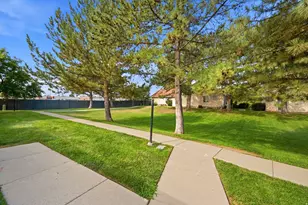 4126 S Eastern Park Ln W, West Valley, UT 84119 - Photo 28