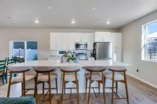 98 N Bear River Rd, Saratoga Springs, UT 84045 - Photo 12