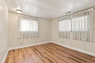 10492 N 4800 W, Highland, UT 84003 - Photo 28