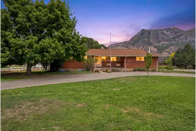 10492 N 4800 W, Highland, UT 84003 - Photo 2