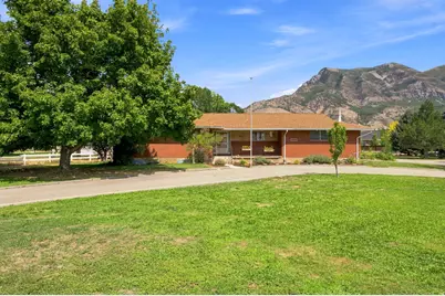 10492 N 4800 W, Highland, UT 84003 - Photo 4