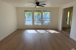 637 S 150 E, Kaysville, UT 84037 - Photo 2