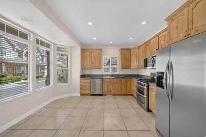 6194 S Saunter Ln, Taylorsville, UT 84123 - Photo 10