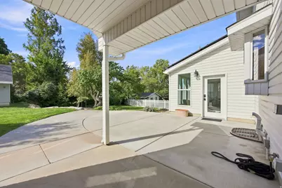 248 E 100 St N, Centerville, UT 84014 - Photo 58